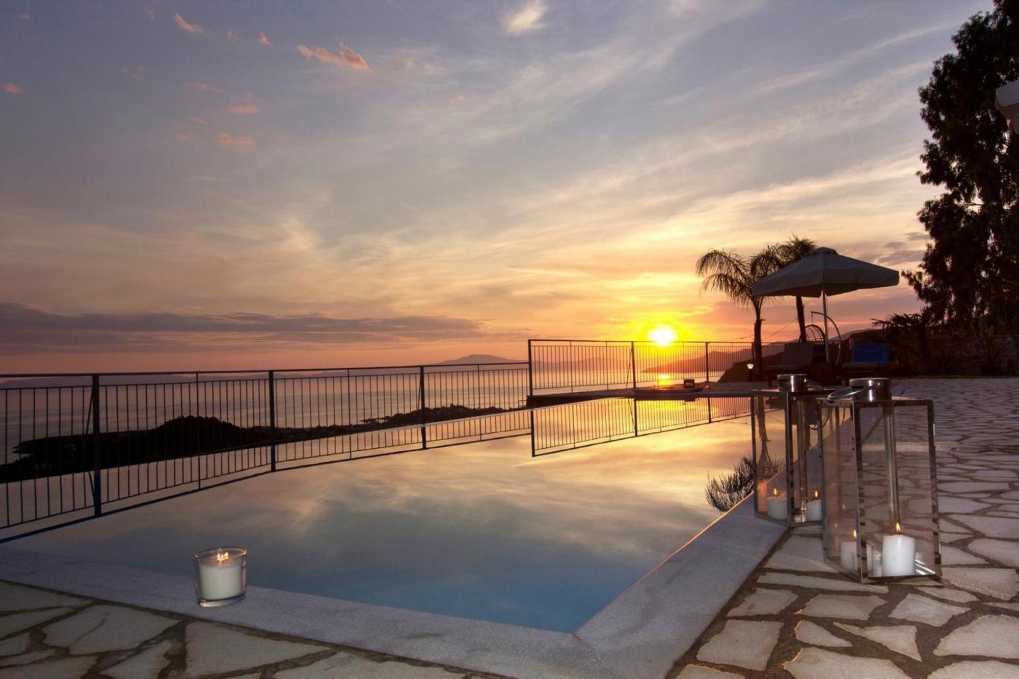 Irini Villa By Elrin Villas Mani Neokhorion  Bagian luar foto
